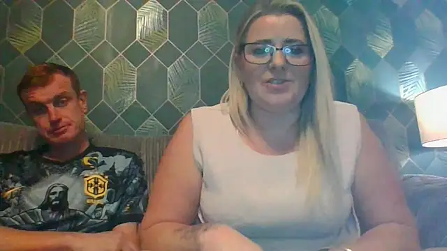 SweetXCandyX online show from 11-21-25, 08:29