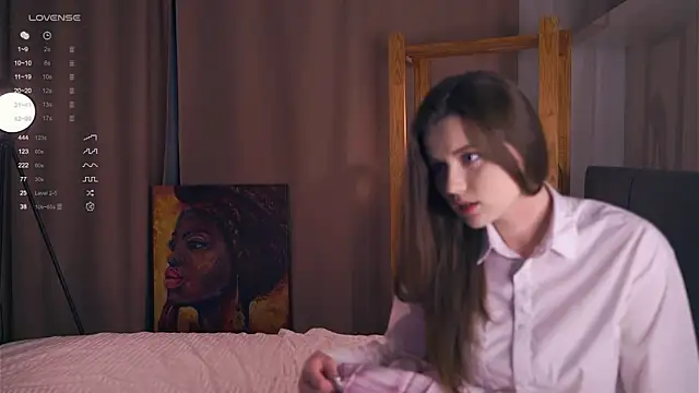 LoraDevon online show from 03-12-25, 03:51