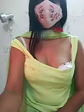 Snapshot of The_brutegodddess chatting on 02-02-25, 10:57 The brutegodddess online show from 02-02-25, 10:57