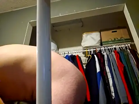 Snapshot of Spunwhiteboy1992 chatting on 12-05-25, 06:11 Spunwhiteboy1992 online show from 12-05-25, 06:11