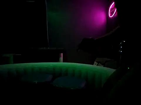 Snapshot of Spunwhiteboy1992 chatting on 12-15-25, 10:19 Spunwhiteboy1992 online show from 12-15-25, 10:19