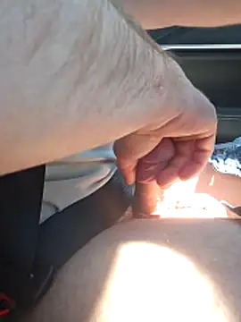 Spunwhiteboy1992 online show from 04-20-26, 05:48