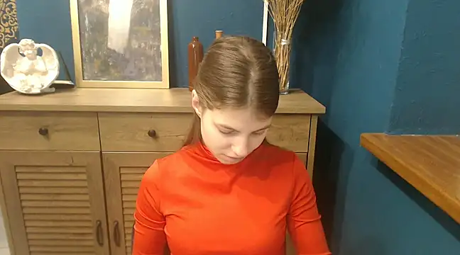 Snapshot of felicity_gold chatting on 01-24-25, 07:19 felicity gold online show from 01-24-25, 07:19