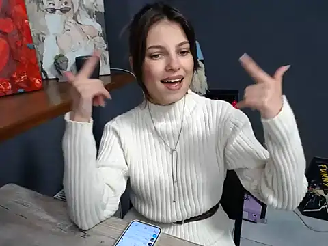 Snapshot of felicity_gold chatting on 10-21-25, 06:25 felicity gold online show from 10-21-25, 06:25