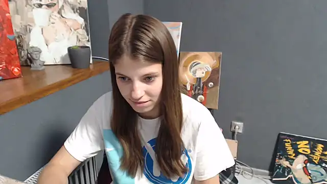 Snapshot of felicity_gold chatting on 07-15-26, 08:36 felicity gold online show from 07-15-26, 08:36
