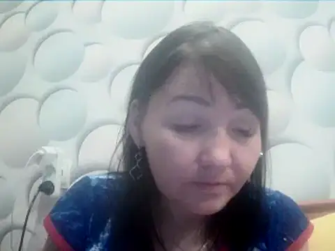 ClaireSunset online show from 12-20-25, 06:26