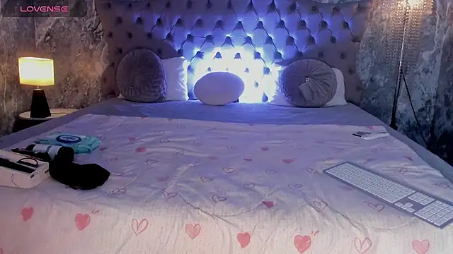 Snapshot of Belliinda_21 chatting on 06-03-26, 07:19 Belliinda 21 online show from 06-03-26, 07:19