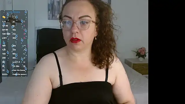 Tania Goddess  online show from 09-17-25, 02:08