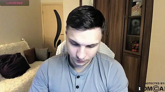 handsome guy01 online show from 10-30-25, 06:30