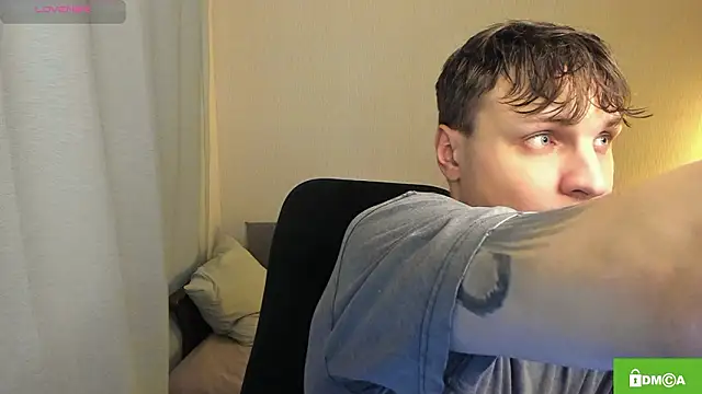 handsome guy01 online show from 02-24-26, 03:43