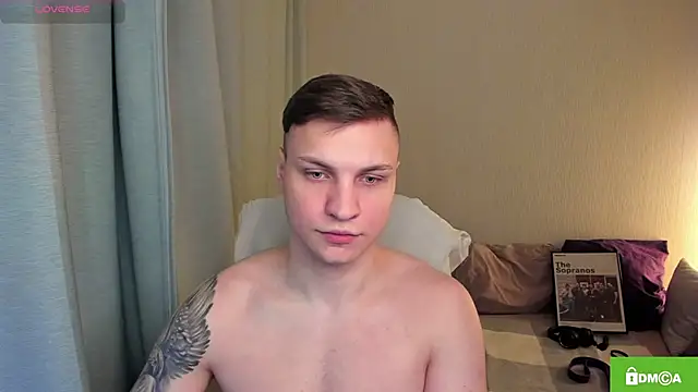 handsome guy01 online show from 04-19-26, 06:10