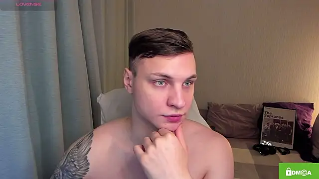 handsome guy01 online show from 04-26-26, 06:38