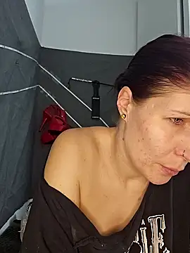 Lenchen  online show from 01-07-25, 08:42