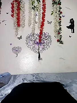 Snapshot of tiffany_Bitch chatting on 09-21-25, 09:27 tiffany Bitch online show from 09-21-25, 09:27