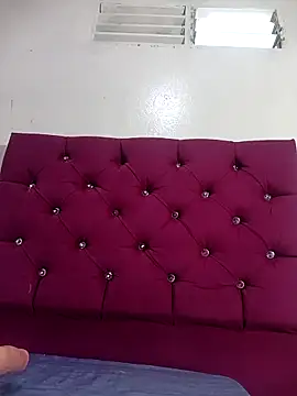 Snapshot of tiffany_Bitch chatting on 11-26-25, 10:11 tiffany Bitch online show from 11-26-25, 10:11