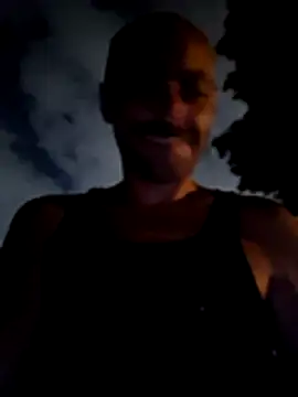 Snapshot of kjs_daddy123 chatting on 08-08-26, 01:52 kjs daddy123 online show from 08-08-26, 01:52