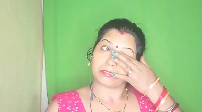 Snapshot of mamoni91 chatting on 12-27-24, 01:53 mamoni91 online show from 12-27-24, 01:53