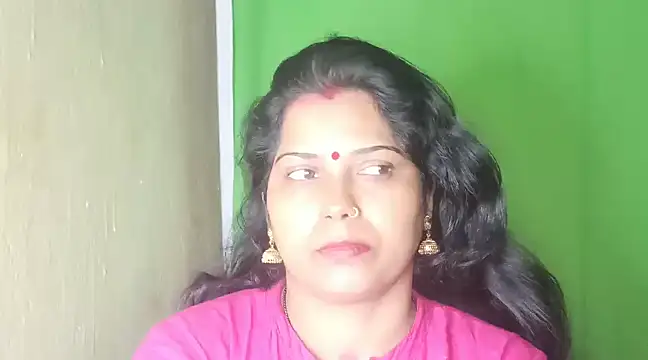 Snapshot of mamoni91 chatting on 12-28-24, 02:01 mamoni91 online show from 12-28-24, 02:01
