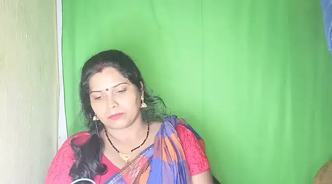 Snapshot of mamoni91 chatting on 01-12-25, 05:22 mamoni91 online show from 01-12-25, 05:22
