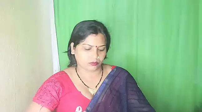 Snapshot of mamoni91 chatting on 01-28-25, 02:53 mamoni91 online show from 01-28-25, 02:53
