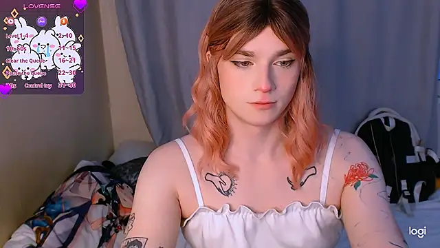 Alice Hells online show from 01-10-25, 04:44