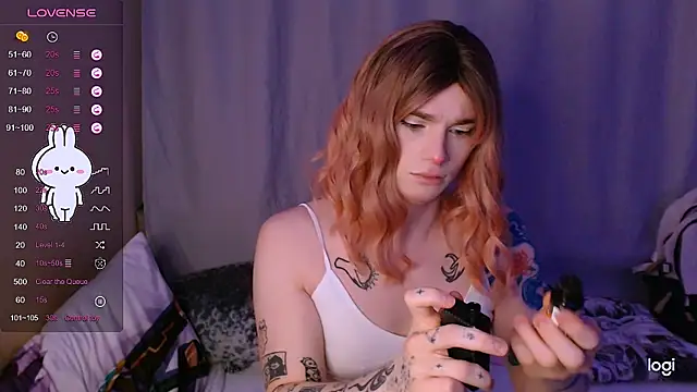 Alice Hells online show from 02-10-25, 04:08