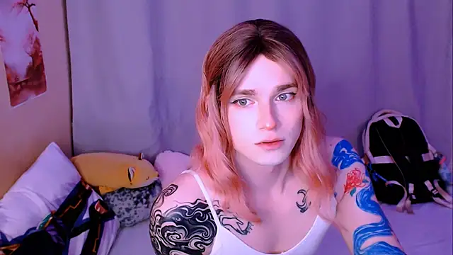 Alice Hells online show from 04-23-26, 03:47