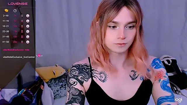 Snapshot of Alice_Hells chatting on 04-29-26, 05:30 Alice Hells online show from 04-29-26, 05:30