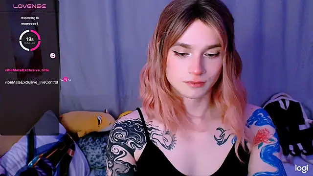 Snapshot of Alice_Hells chatting on 05-02-26, 05:18 Alice Hells online show from 05-02-26, 05:18
