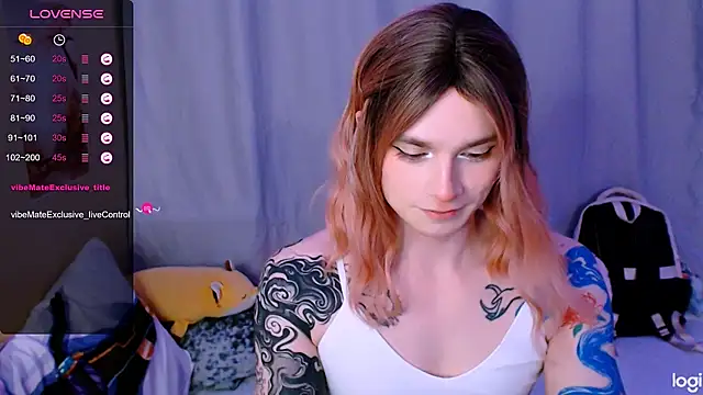 Snapshot of Alice_Hells chatting on 05-07-26, 04:34 Alice Hells online show from 05-07-26, 04:34