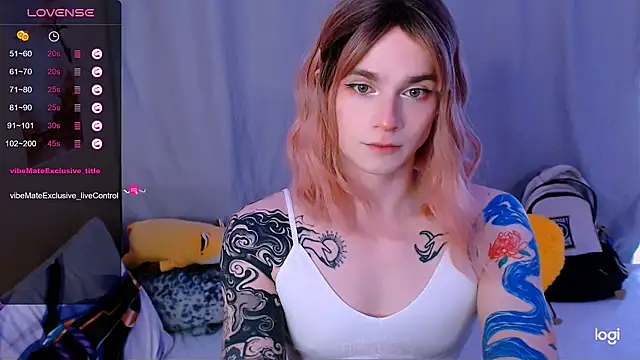 Snapshot of Alice_Hells chatting on 05-14-26, 03:08 Alice Hells online show from 05-14-26, 03:08
