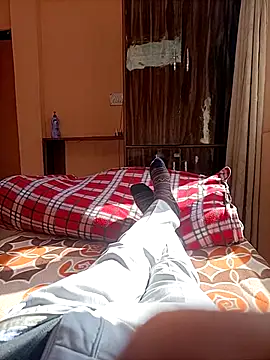 Snapshot of RRahullove69 chatting on 02-07-26, 08:29 RRahullove69 online show from 02-07-26, 08:29