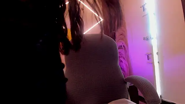 lunaalynch online show from 03-31-26, 09:37