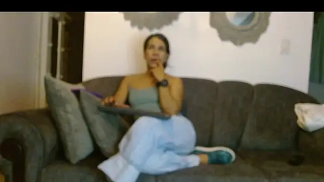 Vanessa Aniston online show from 06-06-26, 02:27