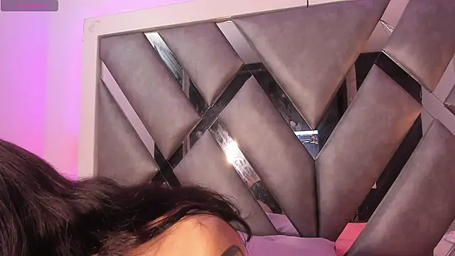 Snapshot of Mis__lola chatting on 02-19-25, 07:16 Mis lola online show from 02-19-25, 07:16