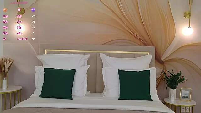 milaleoneli online show from 04-18-26, 02:43