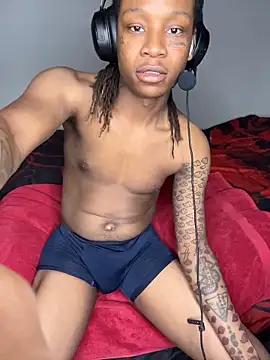 Snapshot of XeSLuthor chatting on 02-08-26, 09:45 XeSLuthor online show from 02-08-26, 09:45