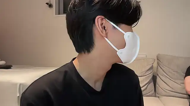 Lio kun online show from 10-23-25, 02:05