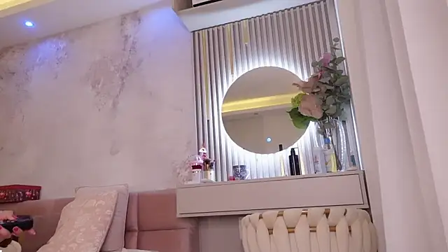 JullyBlair online show from 02-06-25, 11:43