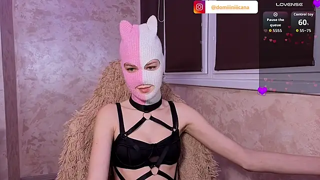 Snapshot of Domiiiniiicana chatting on 12-14-25, 09:41 Domiiiniiicana online show from 12-14-25, 09:41