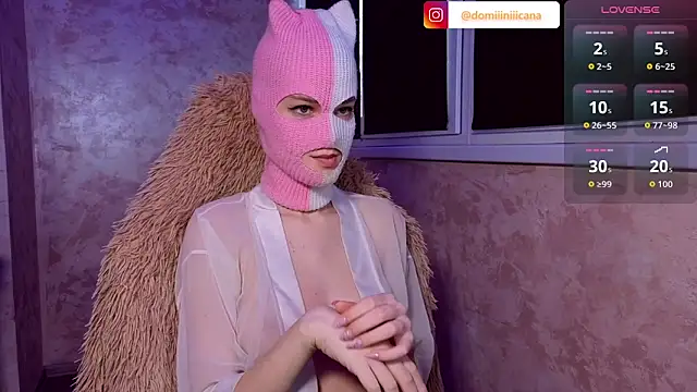 Snapshot of Domiiiniiicana chatting on 03-04-26, 01:39 Domiiiniiicana online show from 03-04-26, 01:39