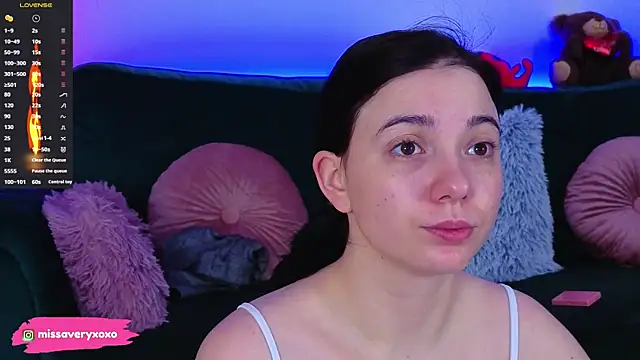 AveryWillow online show from 04-01-26, 11:13