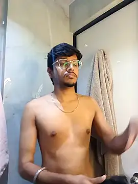 Snapshot of skinnyyyyyyyyy chatting on 04-27-26, 04:32 skinnyyyyyyyyy online show from 04-27-26, 04:32