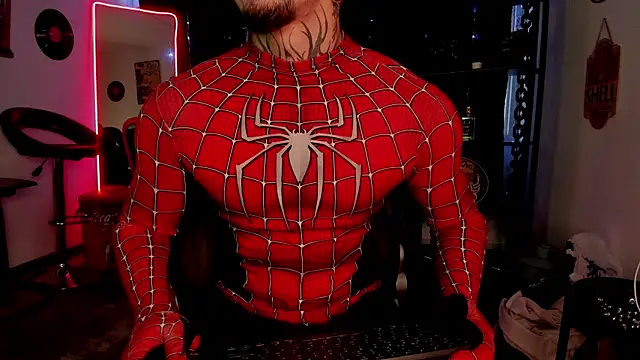 Snapshot of the_beast_master_ chatting on 10-30-25, 10:32 the beast master online show from 10-30-25, 10:32