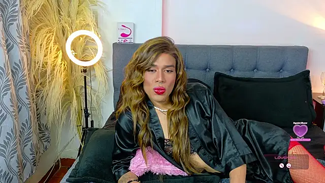 Rouse Hilton online show from 11-04-25, 01:16