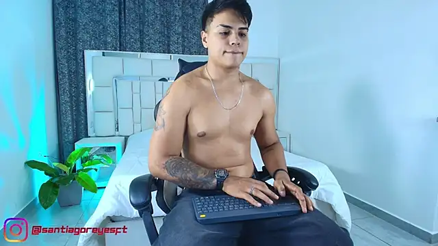 SantiagoReyesFtt online show from 04-18-26, 04:27