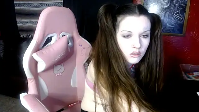 Snapshot of daddy_girl88 chatting on 03-06-26, 07:38 daddy girl88 online show from 03-06-26, 07:38