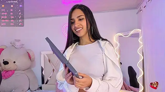 Jazmin tay online show from 11-12-25, 11:43