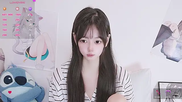 Snapshot of Xiaomi-Angela chatting on 07-26-26, 08:43 Xiaomi-Angela online show from 07-26-26, 08:43