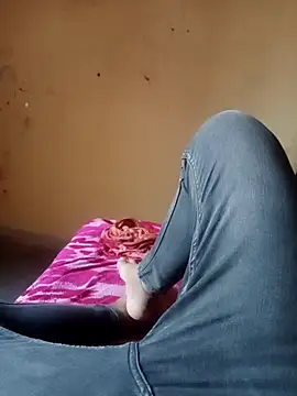 Surajpuja79 online show from 03-31-26, 08:26